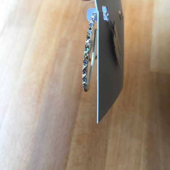 Kendra Scott Veronica Hoop Earrings in Gold with Pouch & box - Picture 9 of 14